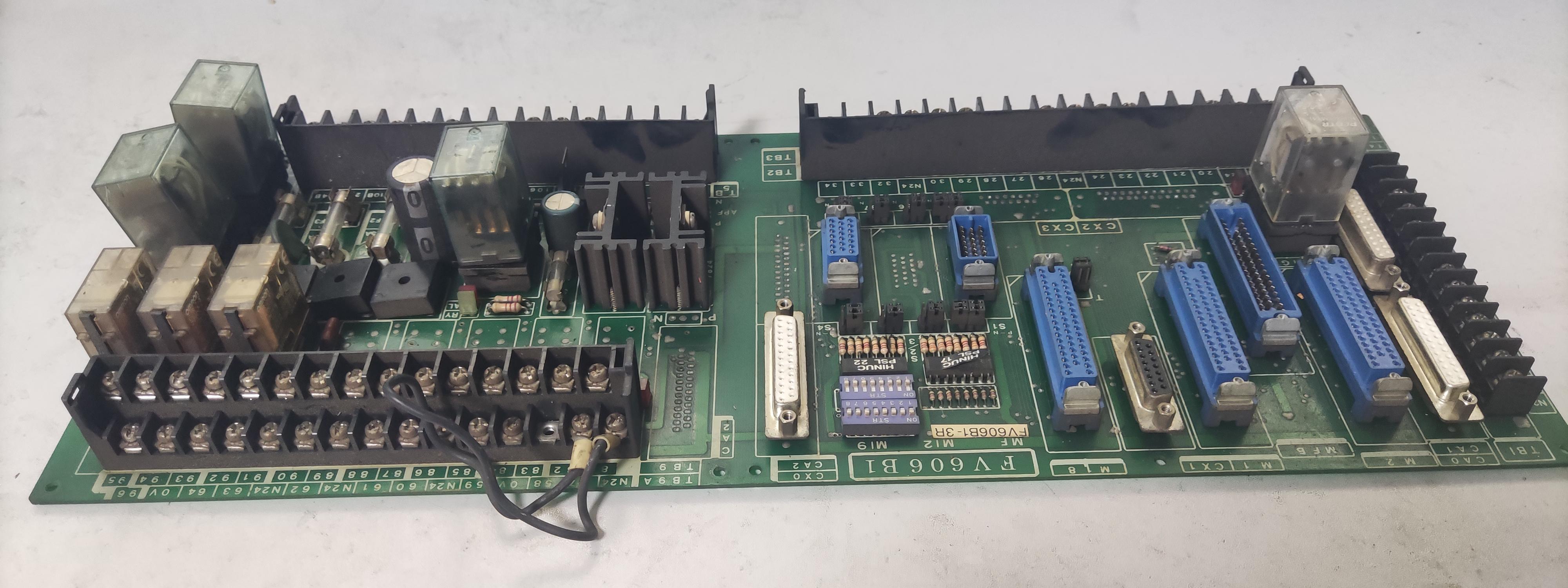 機(jī)床電路板.jpg 機(jī)床電路板.jpg